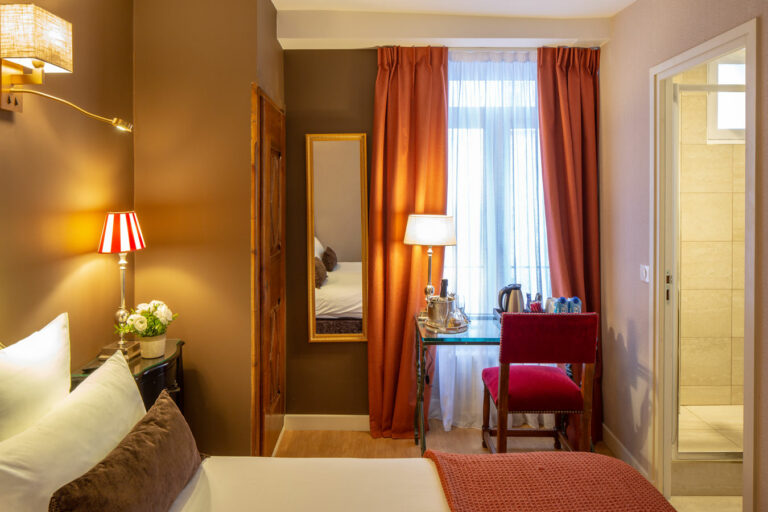 article-cube-renovations-hotel-des-2-continents-2